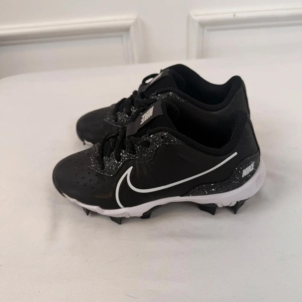 Nike Hyperdiamond 4 Keystone Boys Baseball Softball Cleats Black White